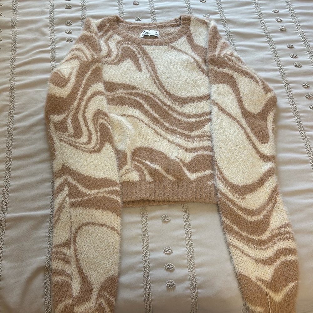 hollister sweater